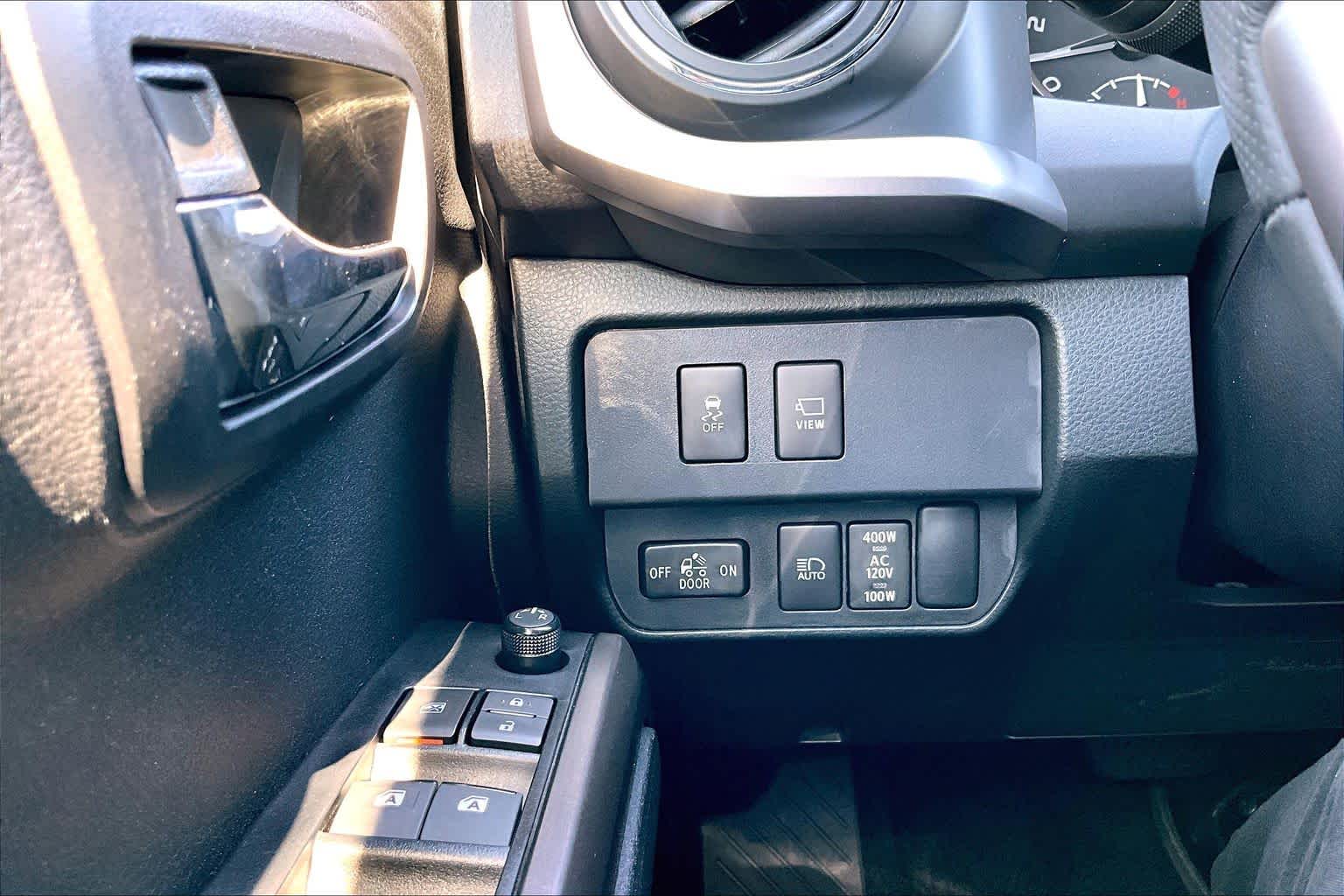 2023 Toyota Tacoma Limited Wind Chill Pearl at Beck & Masten Kia