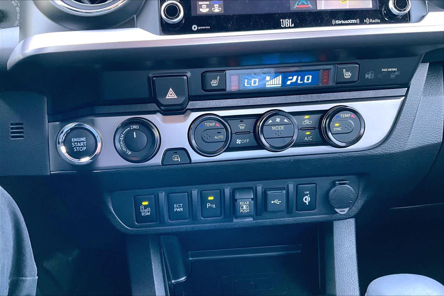 2023 Toyota Tacoma Limited Wind Chill Pearl at Beck & Masten Kia