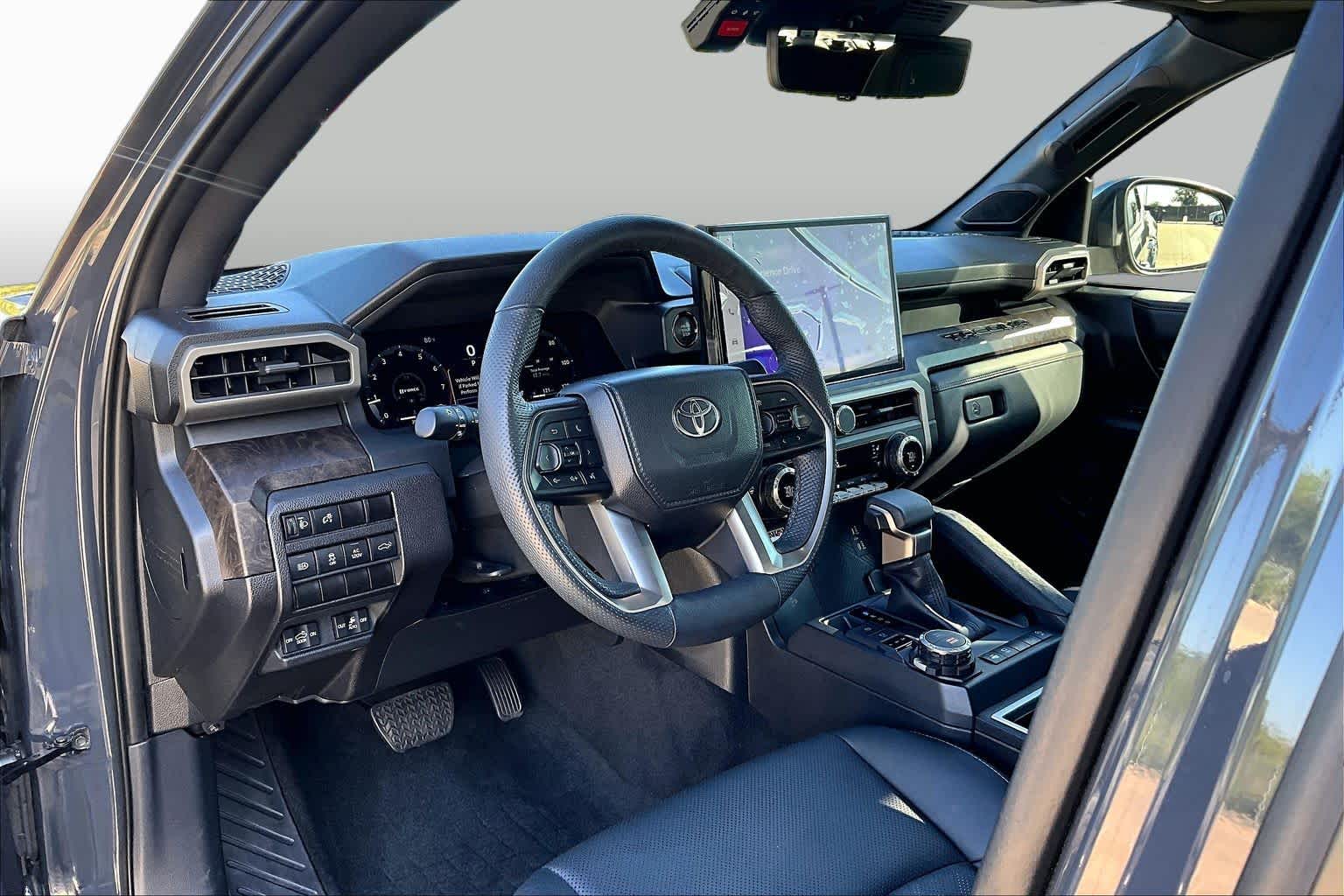2024 Toyota Tacoma photo 18 of 37