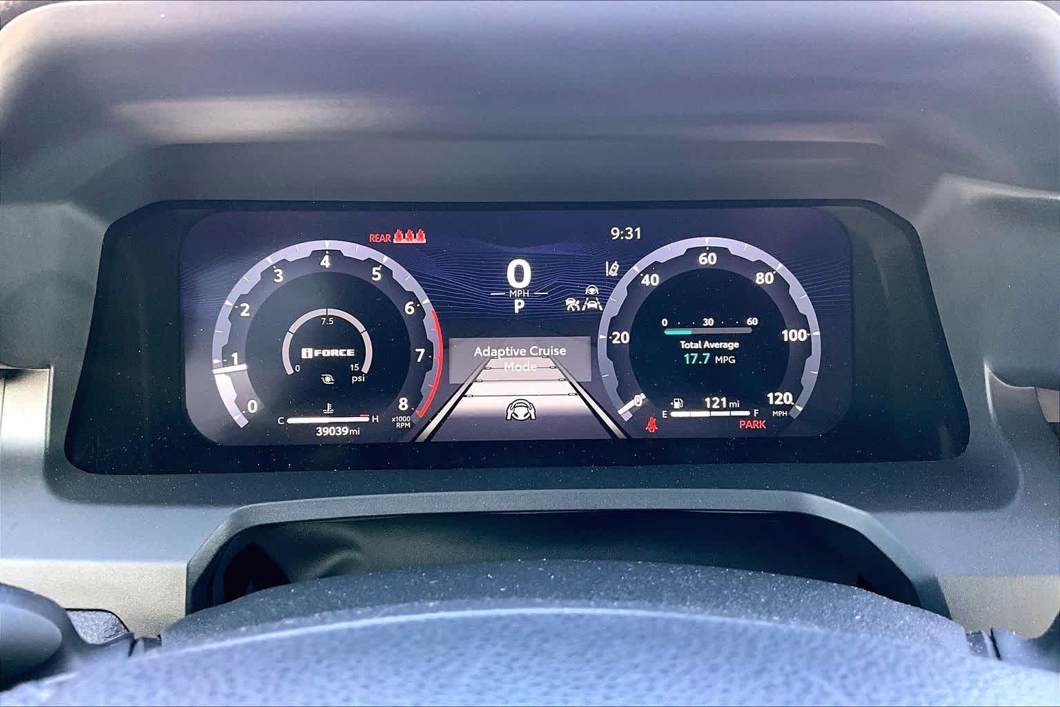 2024 Toyota Tacoma photo 26 of 37