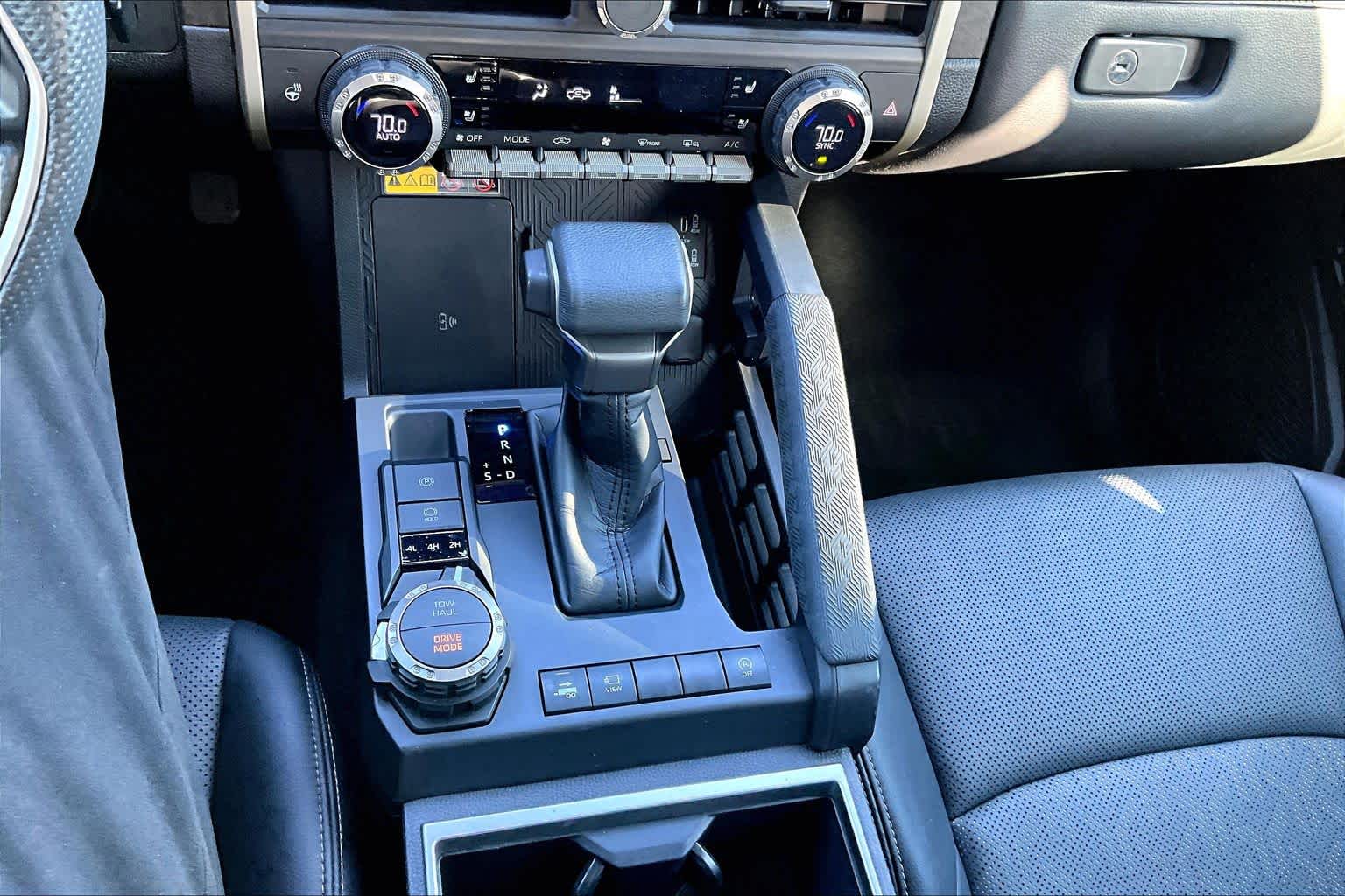 2024 Toyota Tacoma photo 35 of 37