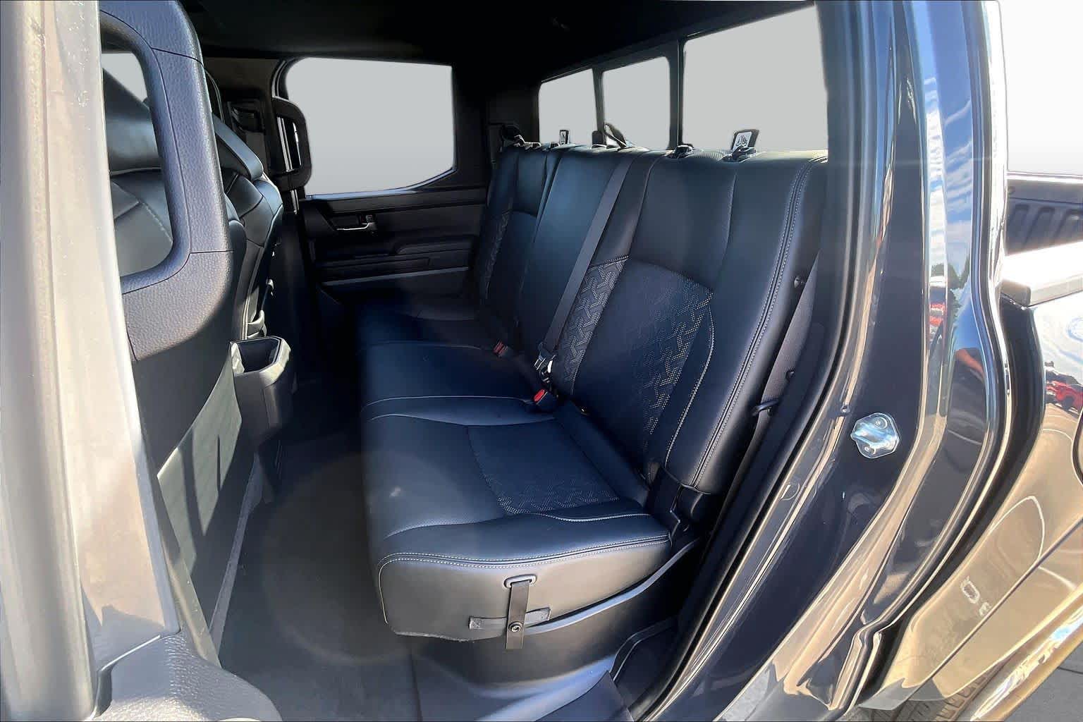 2024 Toyota Tacoma photo 21 of 37