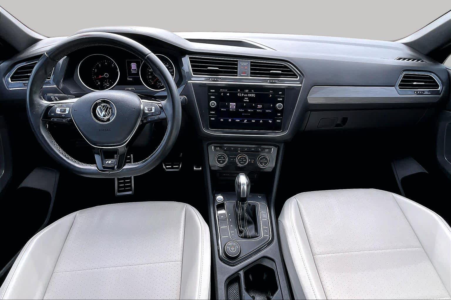 2021 Volkswagen Tiguan photo 15 of 35