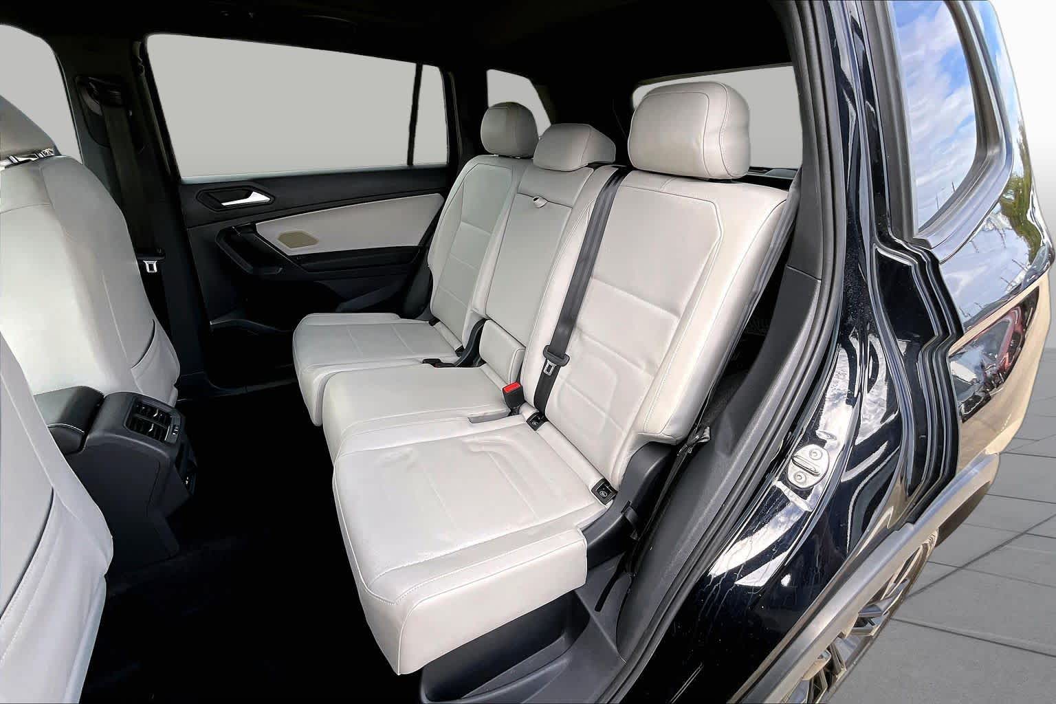 2021 Volkswagen Tiguan photo 20 of 35