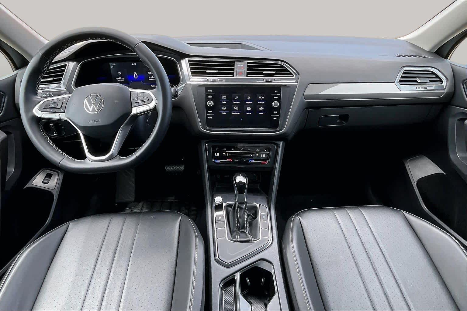2022 Volkswagen Tiguan SE Pyrite Silver Metallic at Westside Kia