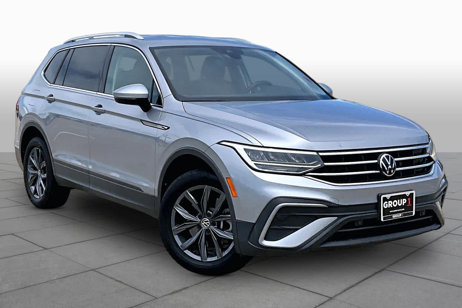 2022 Volkswagen Tiguan SE Pyrite Silver Metallic at Westside Kia