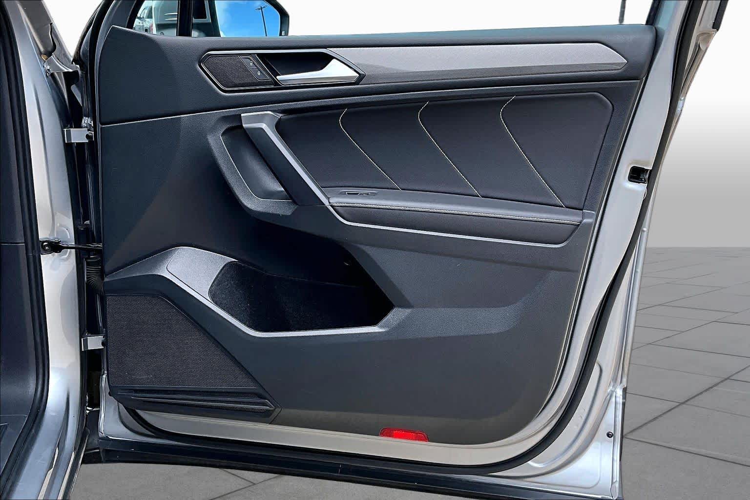 2022 Volkswagen Tiguan SE Pyrite Silver Metallic at Westside Kia