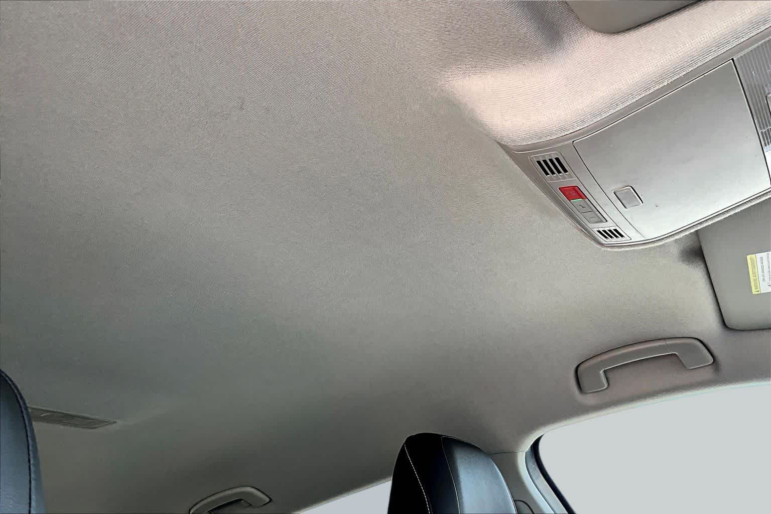 2022 Volkswagen Tiguan SE Pyrite Silver Metallic at Westside Kia
