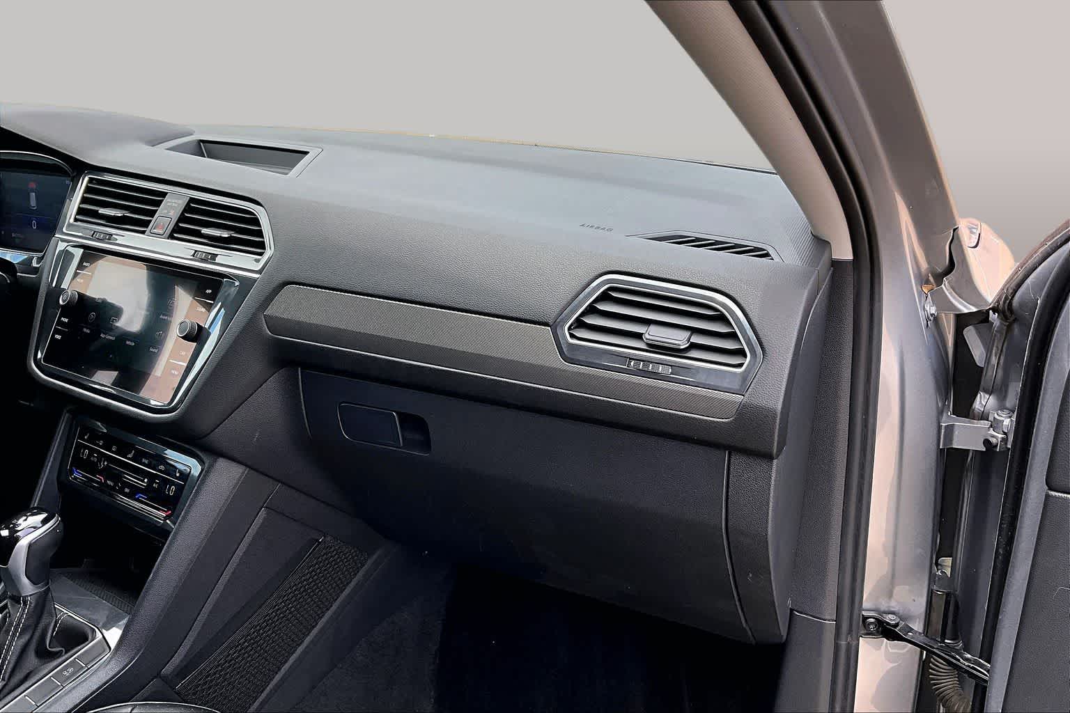 2022 Volkswagen Tiguan SE Pyrite Silver Metallic at Lexus Southwest Houston
