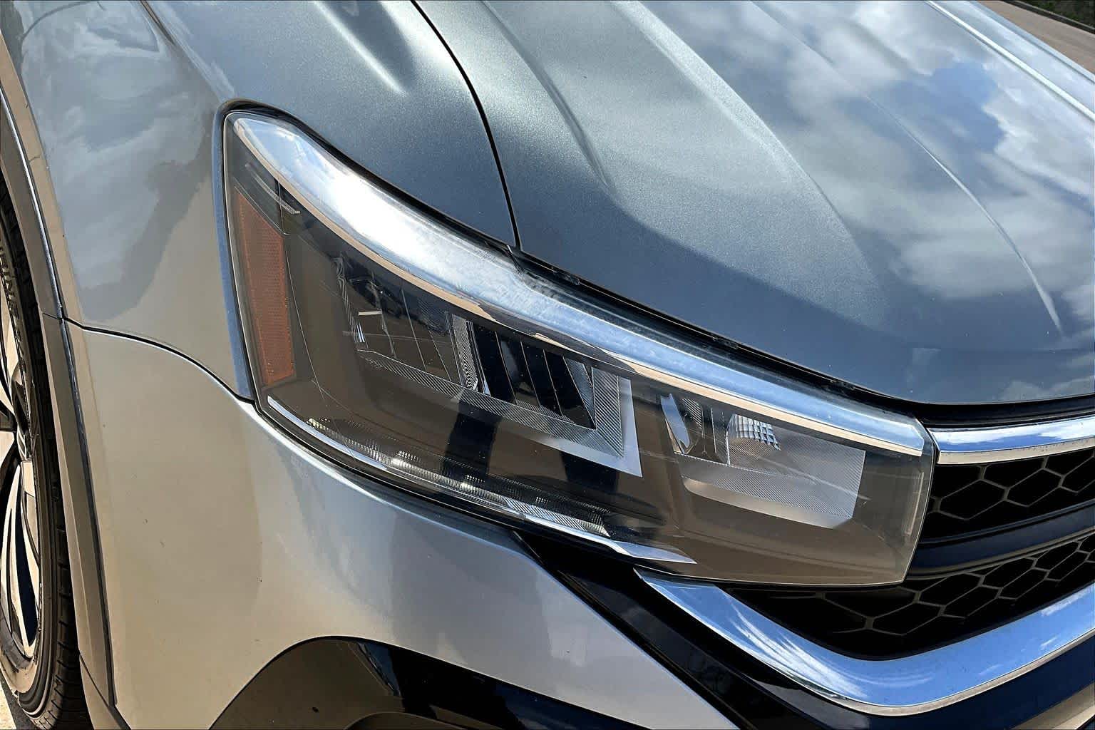 2022 Volkswagen Taos SE Pyrite Silver Metallic at Westside Kia