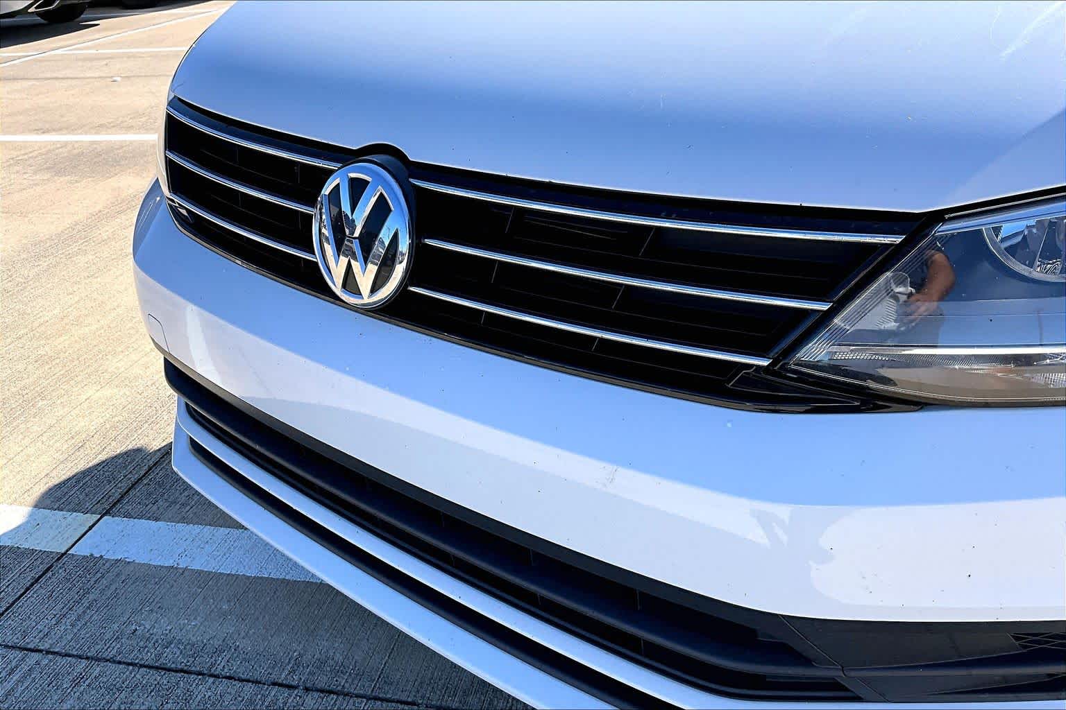 2016 Volkswagen Jetta 1.4T S Pure White at HGreg Houston