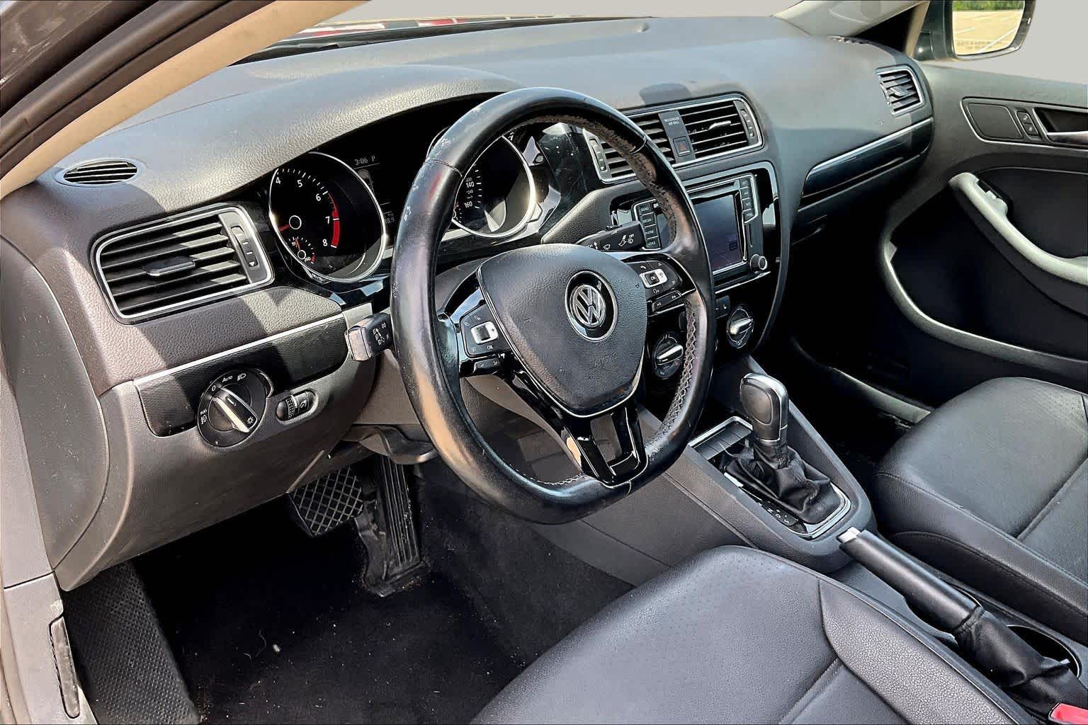2016 Volkswagen Jetta 1.8T SEL  at Beck & Masten Kia