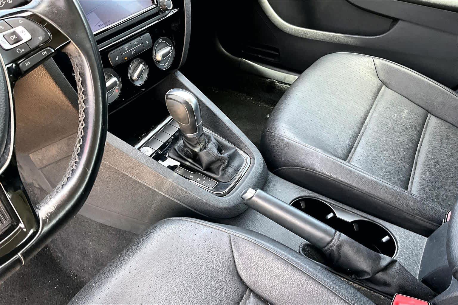 2016 Volkswagen Jetta 1.8T SEL  at Beck & Masten Kia