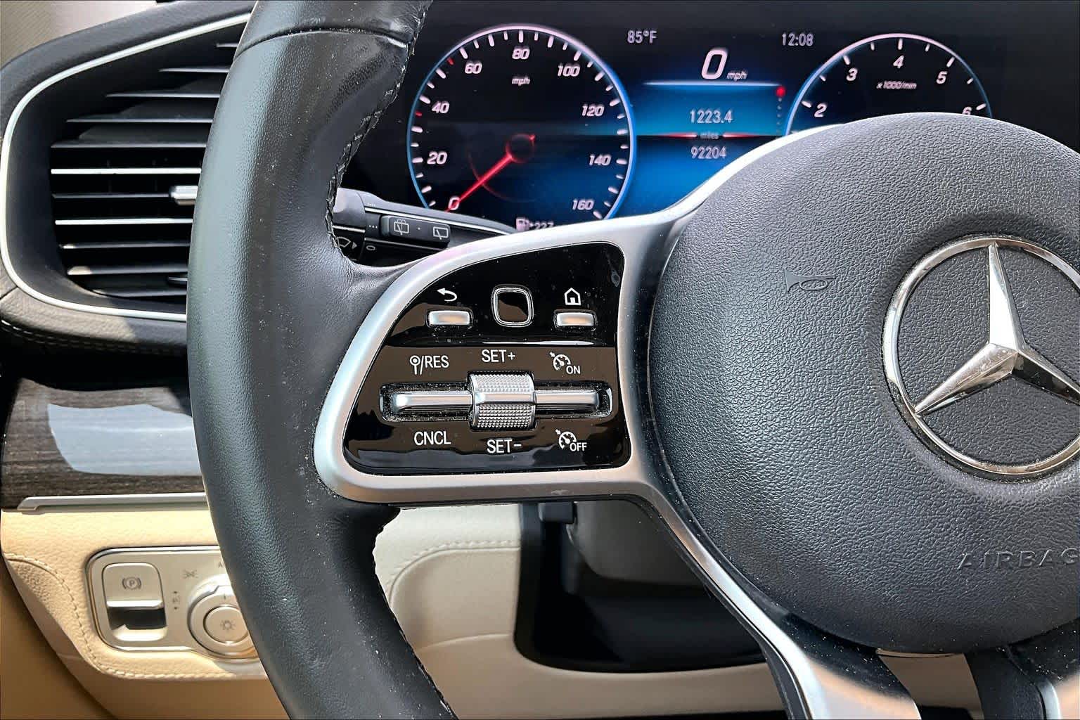 2020 Mercedes-Benz GLE 350 GLE 350 Iridium Silver Metallic at Beck & Masten Kia