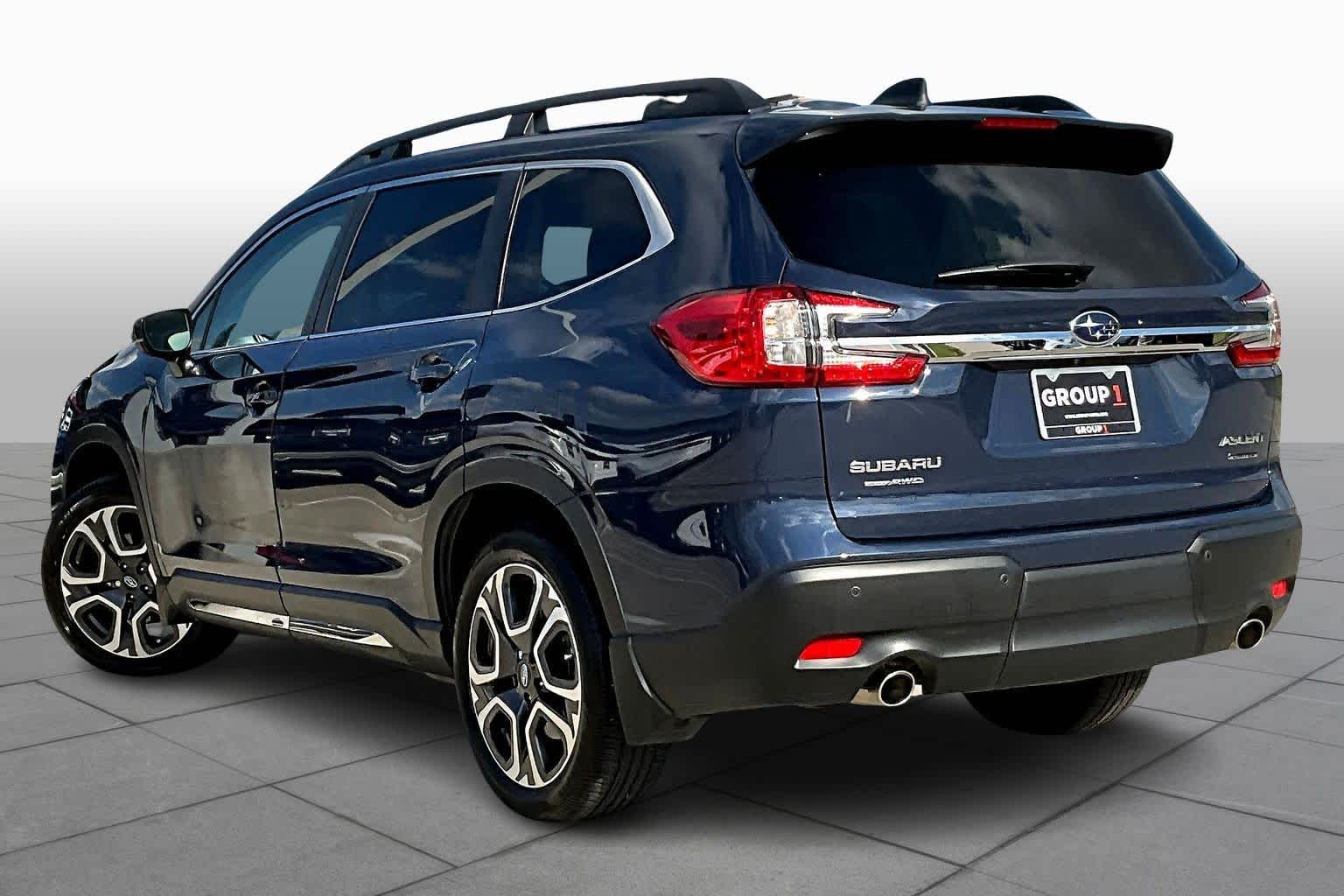 2025 Subaru Ascent Limited - 10