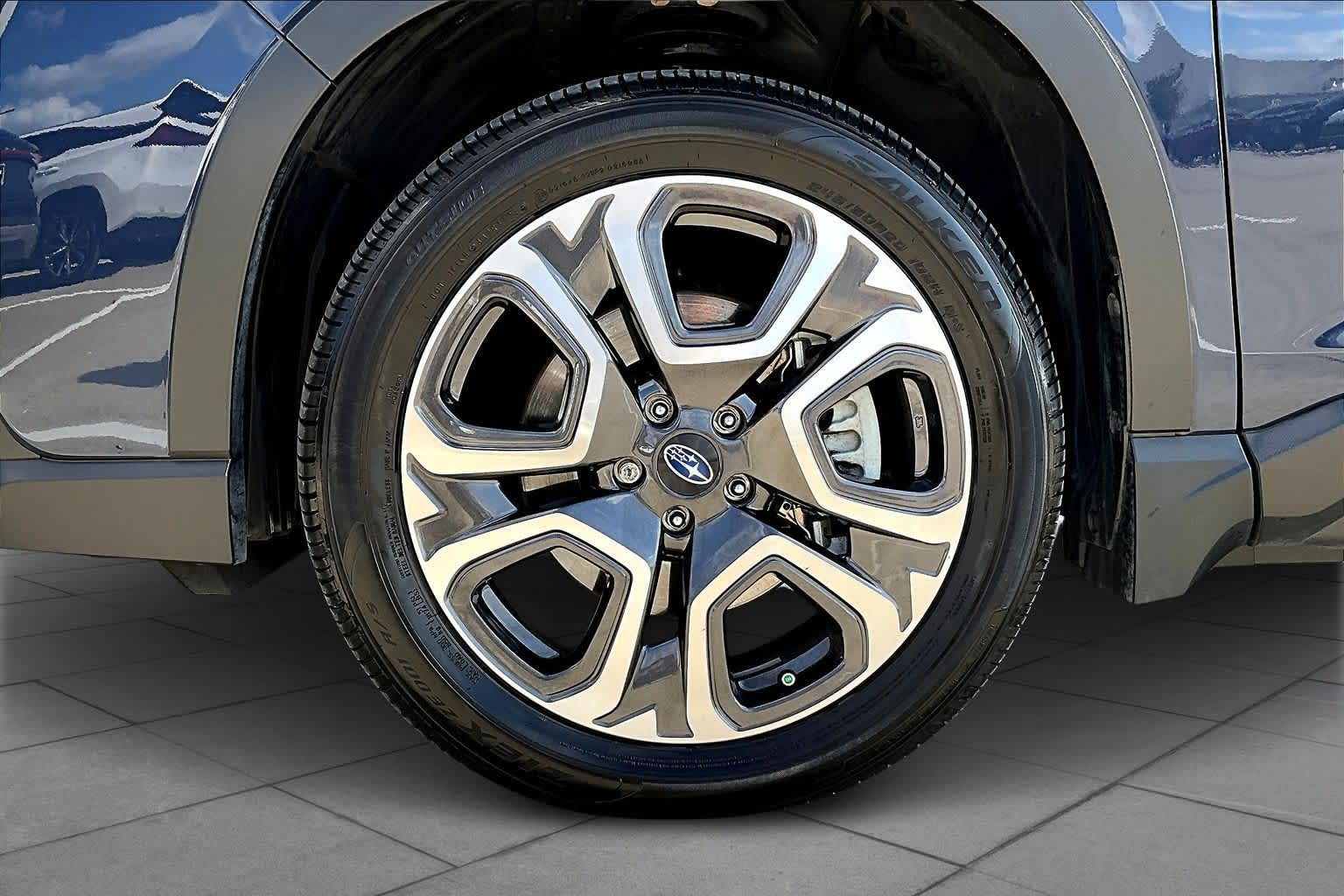 2025 Subaru Ascent Limited - 9