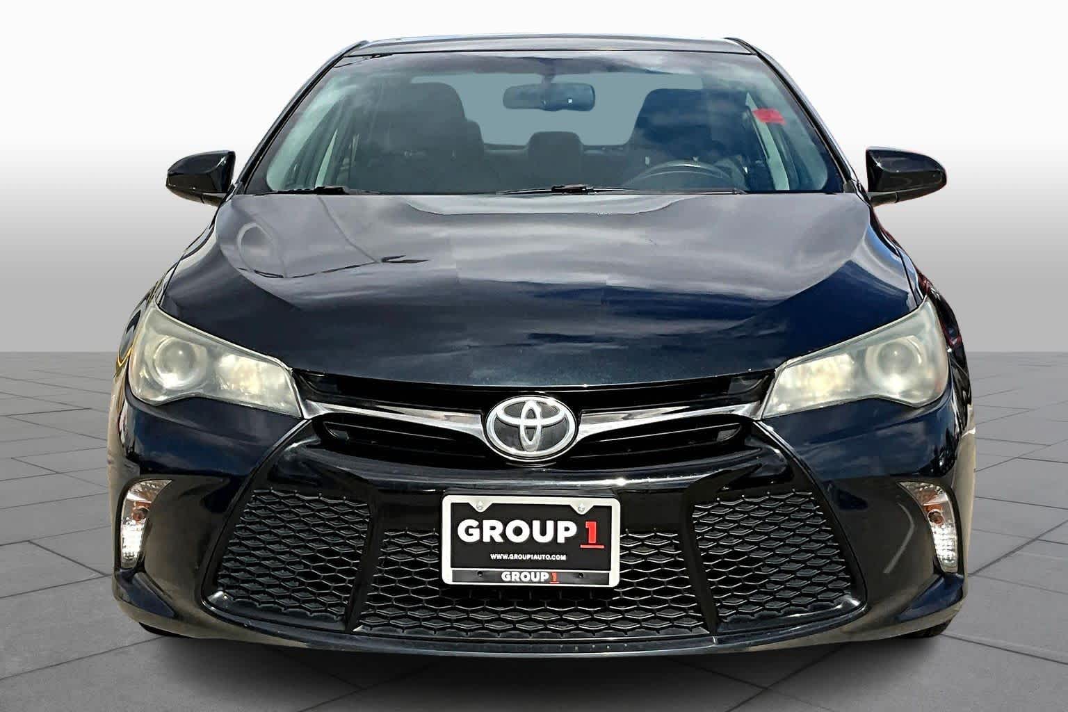 2015 Toyota Camry SE Cosmic Gray Mica at HGreg Houston