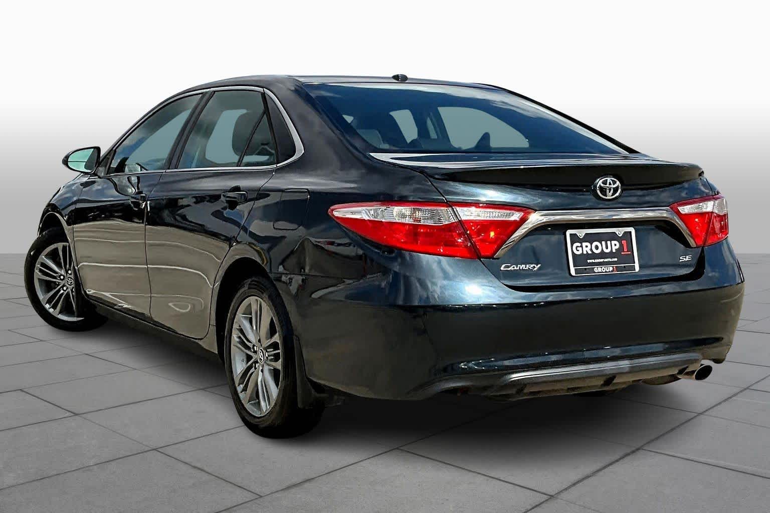2015 Toyota Camry SE Cosmic Gray Mica at HGreg Houston