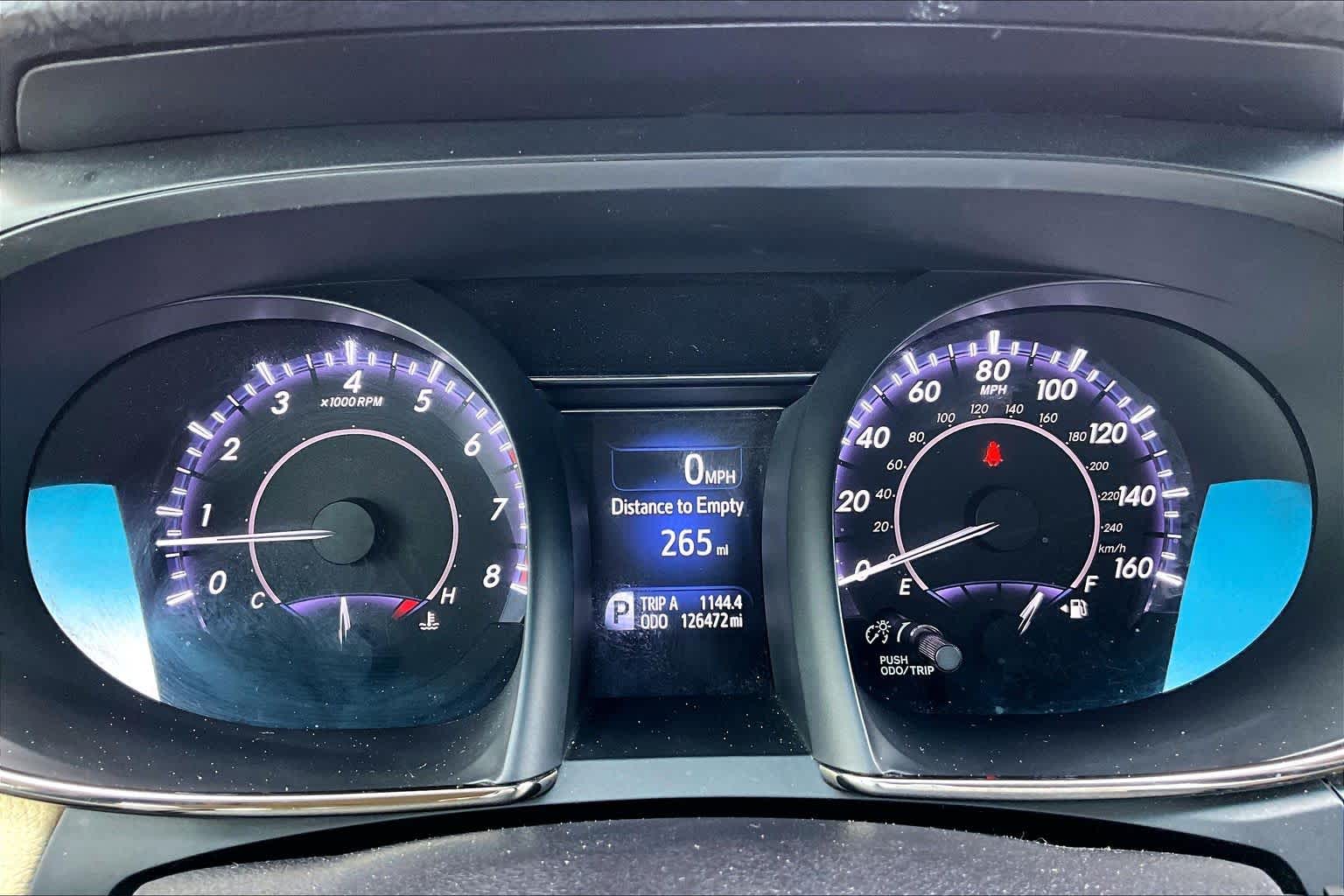 2018 Toyota Avalon Limited Creme Brulee Mica at Group 1 Toyota Southwest