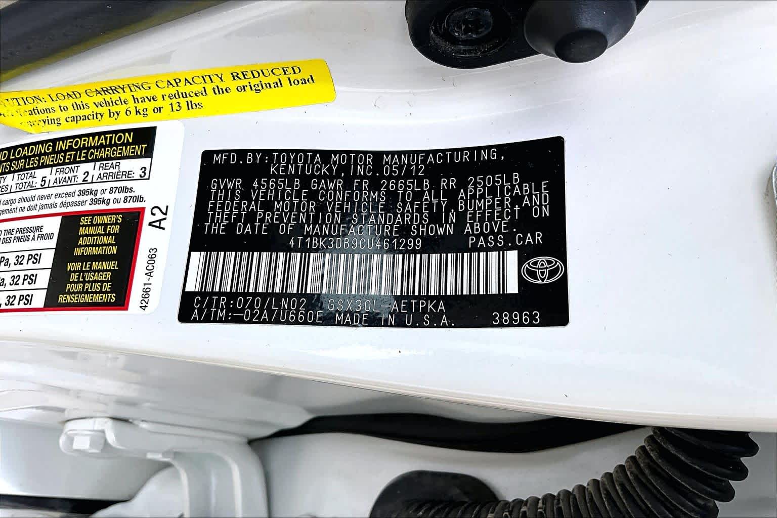 2012 Toyota Avalon Limited Blizzard Pearl at Sterling McCall Nissan