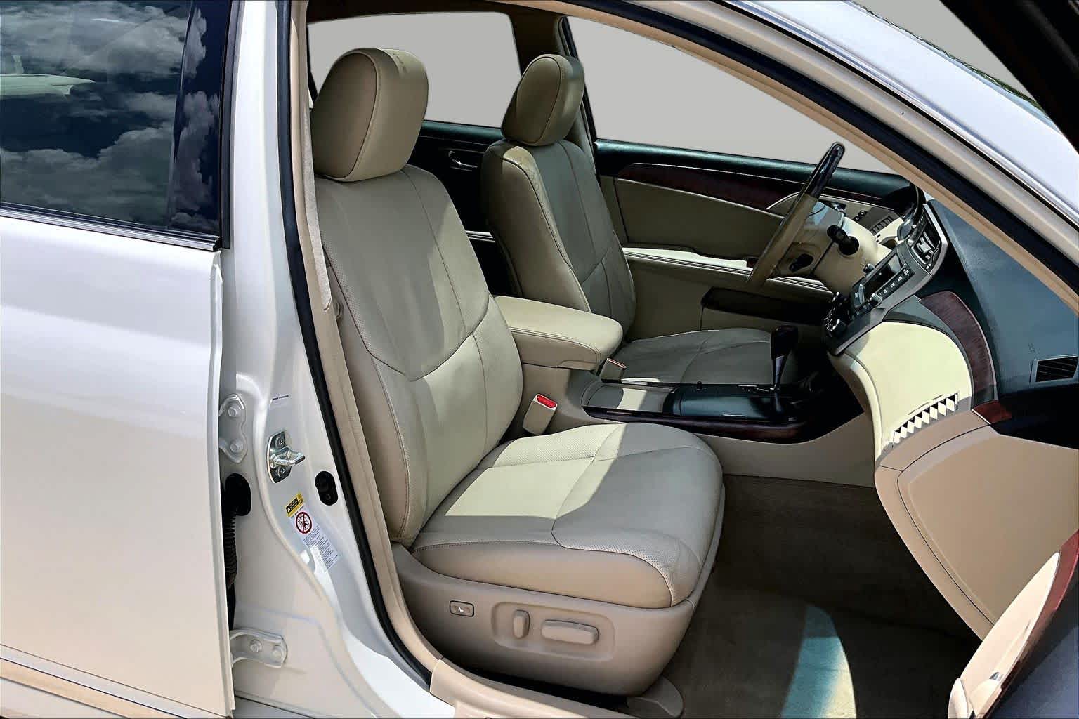 2012 Toyota Avalon Limited Blizzard Pearl at Sterling McCall Nissan