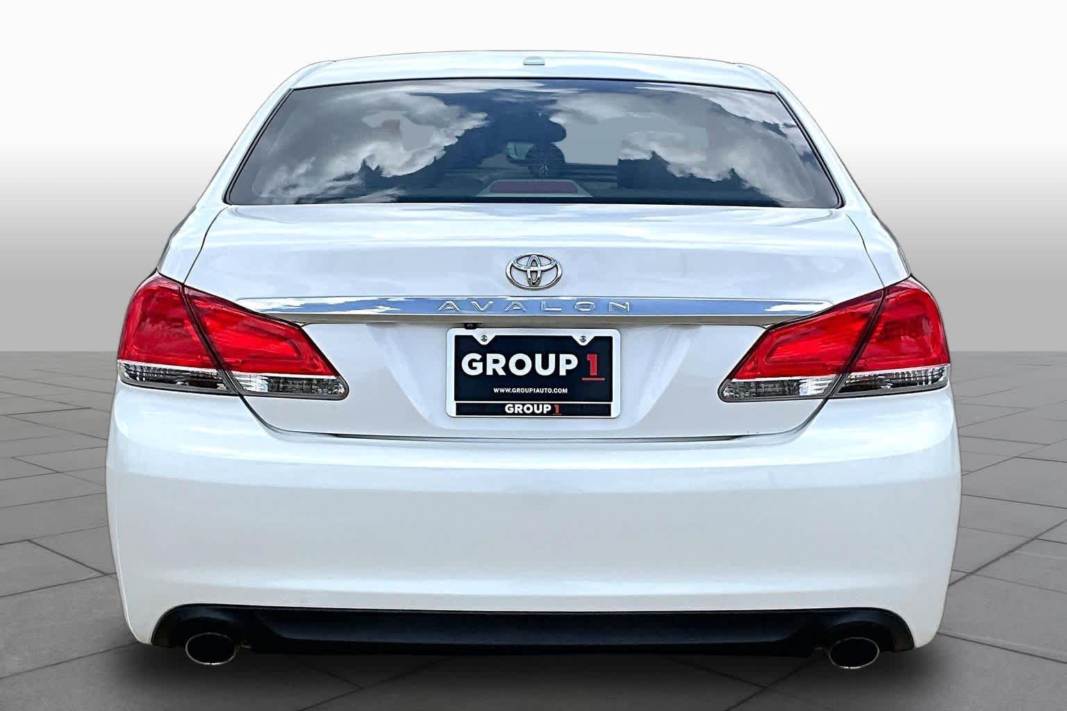 2012 Toyota Avalon Limited Blizzard Pearl at Sterling McCall Nissan