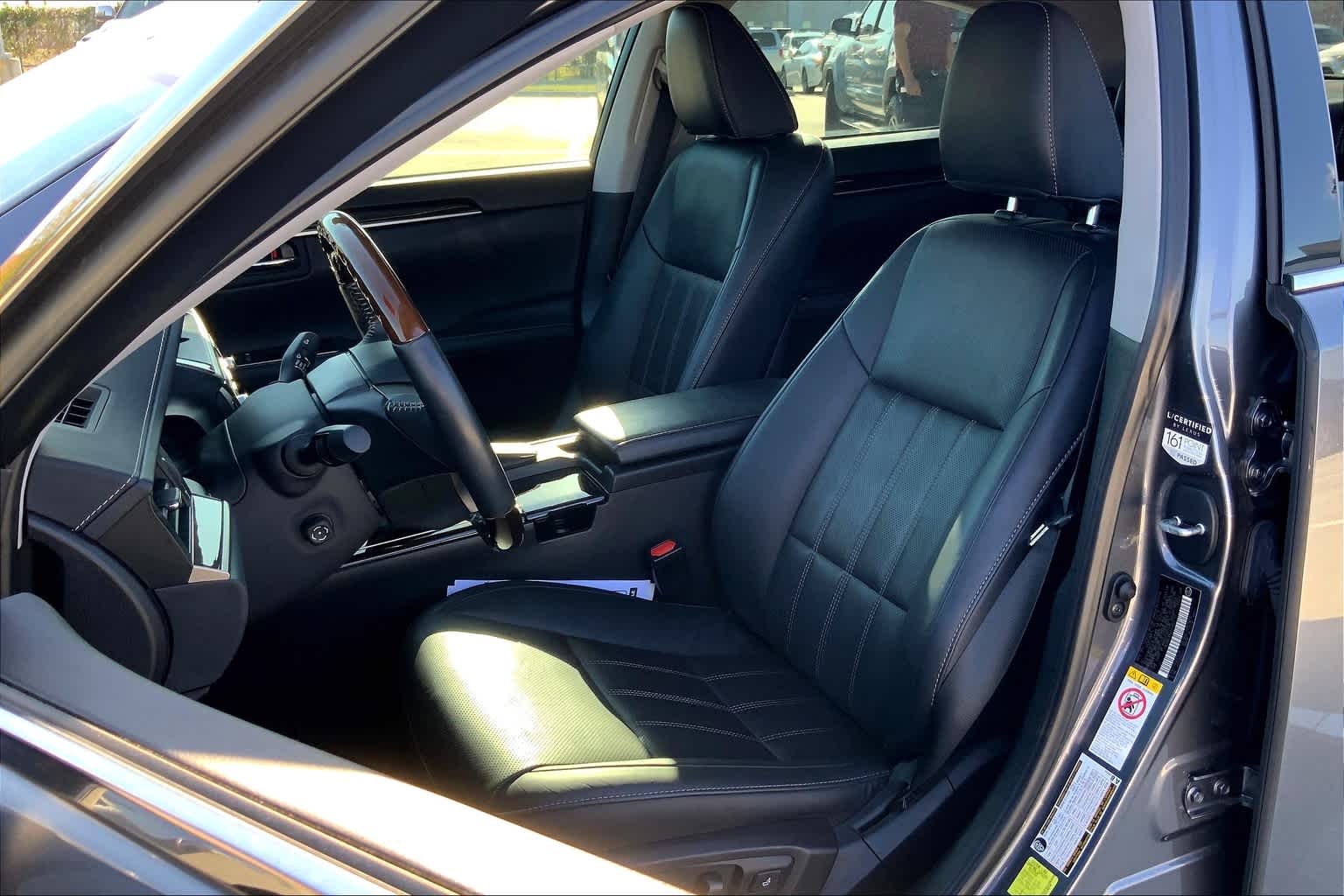 2018 Lexus ES  Nebula Gray Pearl at Mercedes-Benz of Houston North