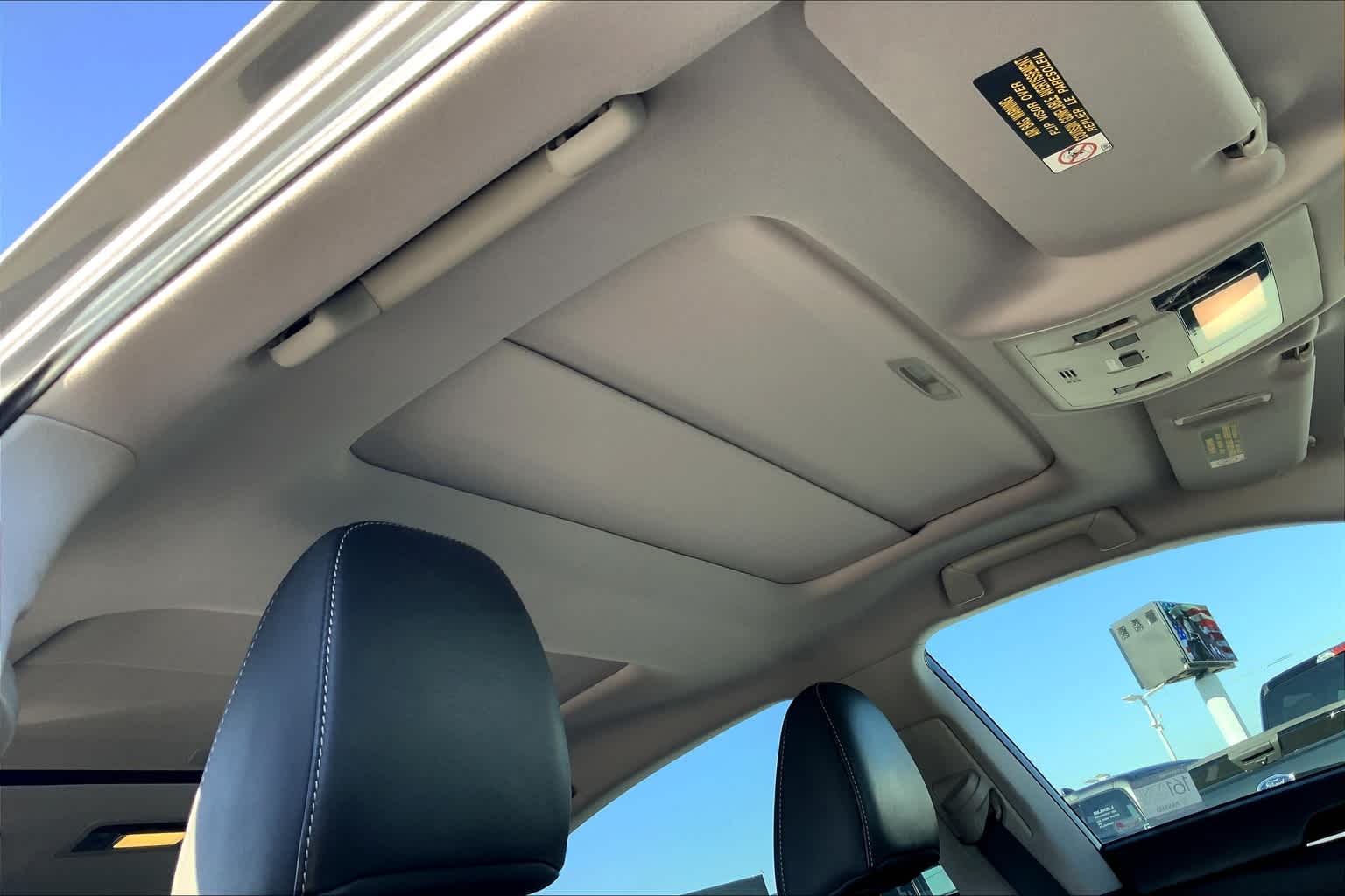 2018 Lexus ES  Nebula Gray Pearl at Mercedes-Benz of Houston North