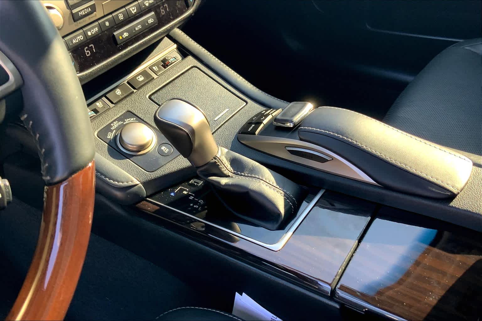 2018 Lexus ES  Nebula Gray Pearl at Mercedes-Benz of Houston North