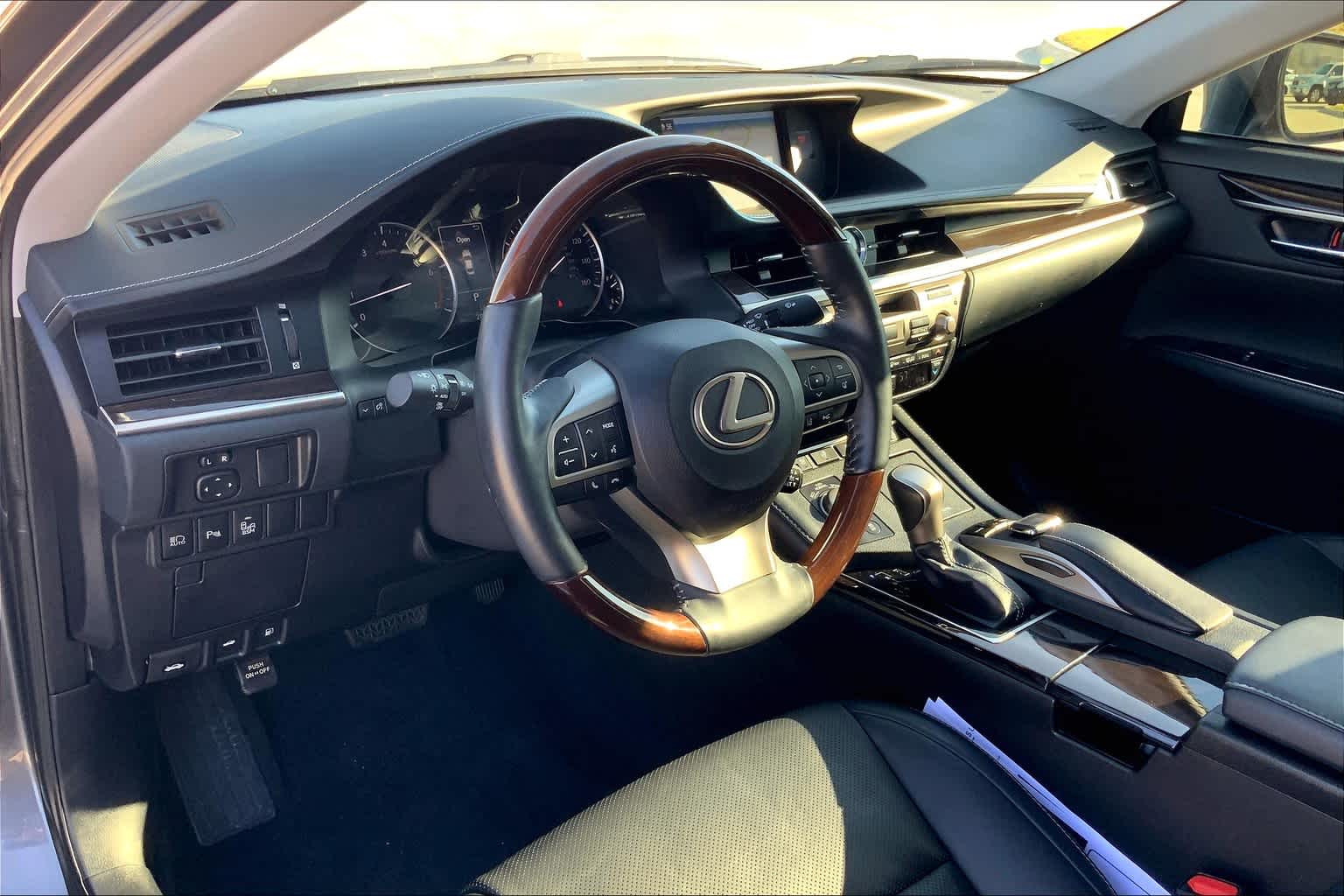 2018 Lexus ES  Nebula Gray Pearl at Mercedes-Benz of Houston North