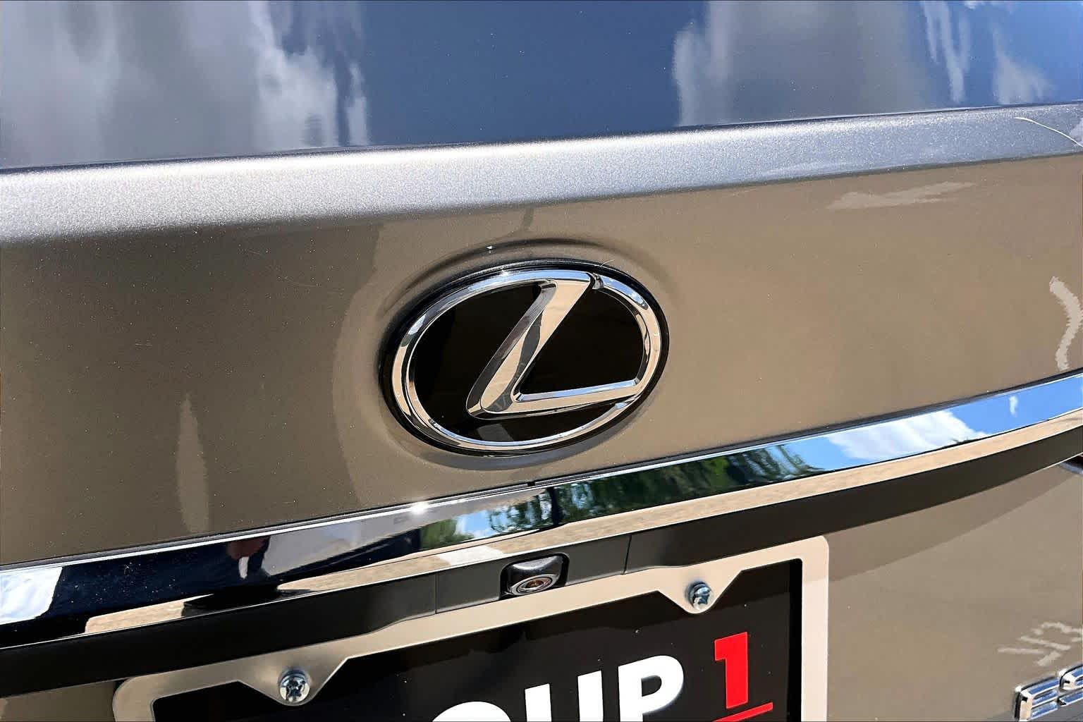 2019 Lexus ES 350  Atomic Silver at Lexus of Clear Lake