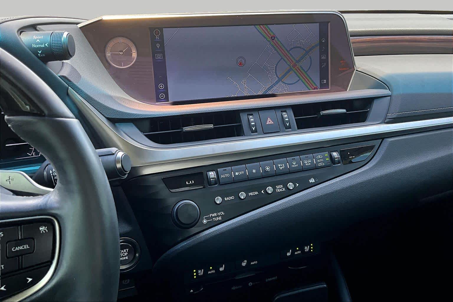 2019 Lexus ES 350  Atomic Silver at Lexus of Clear Lake