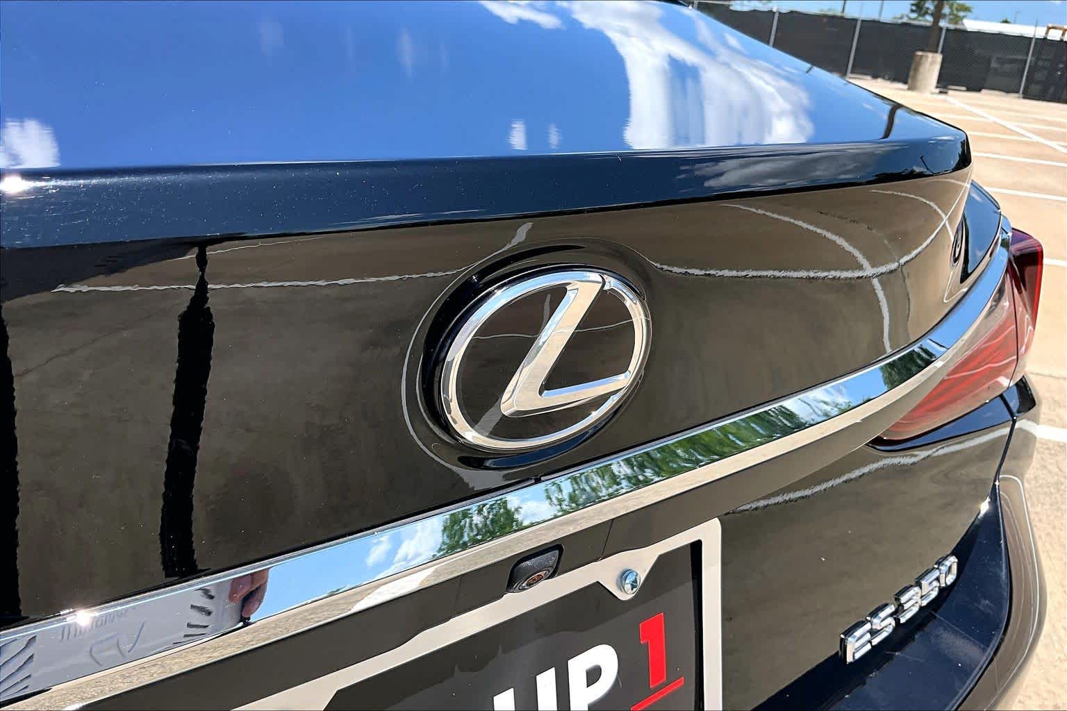2019 Lexus ES 350 Luxury  Obsidian at Lexus Southwest Houston