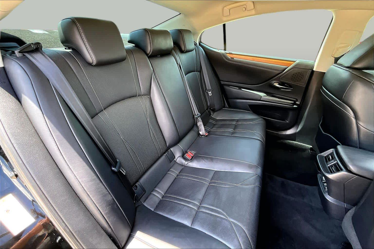 2019 Lexus ES 350 Luxury  Obsidian at Lexus Southwest Houston