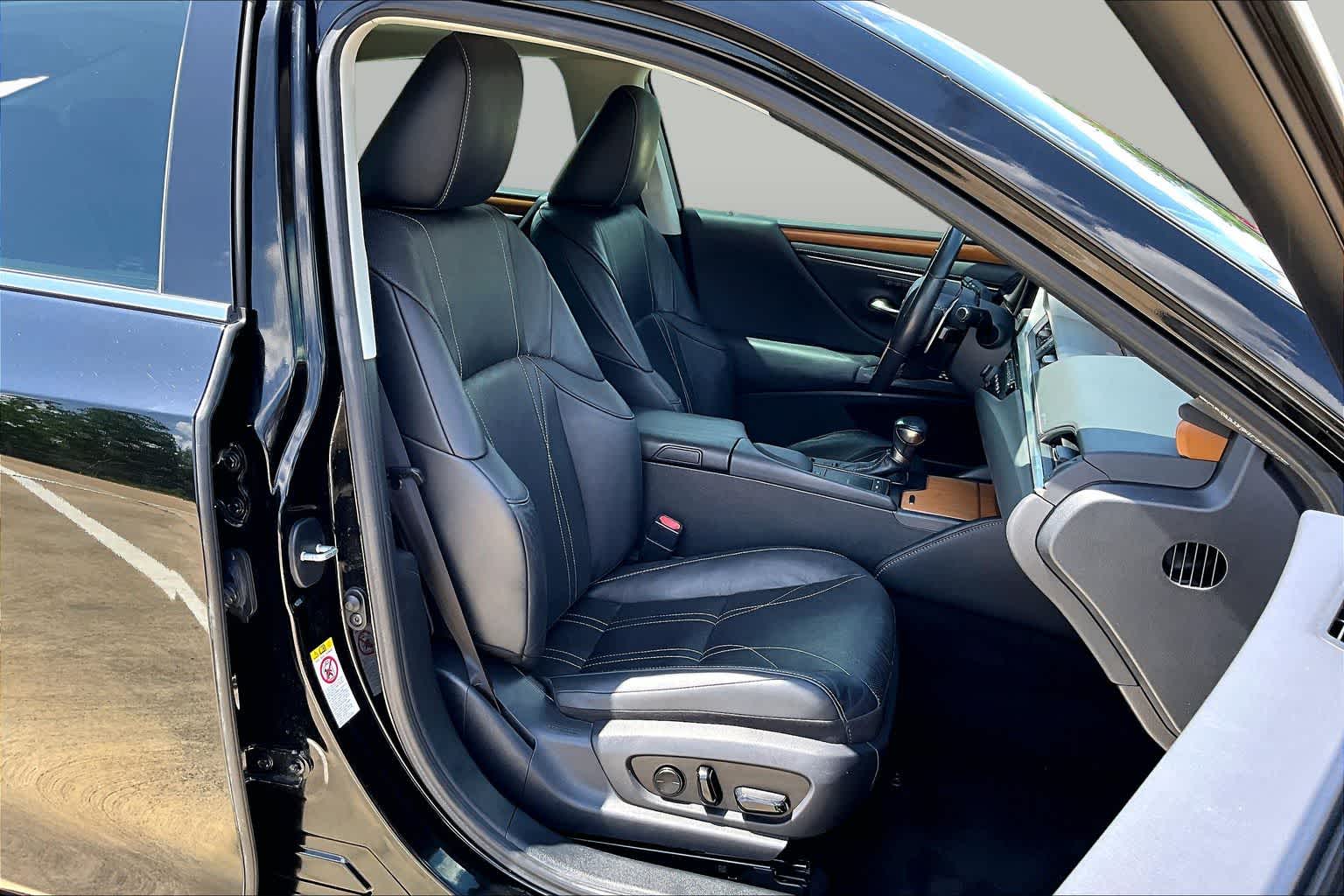 2019 Lexus ES 350 Luxury  Obsidian at Lexus of Clear Lake