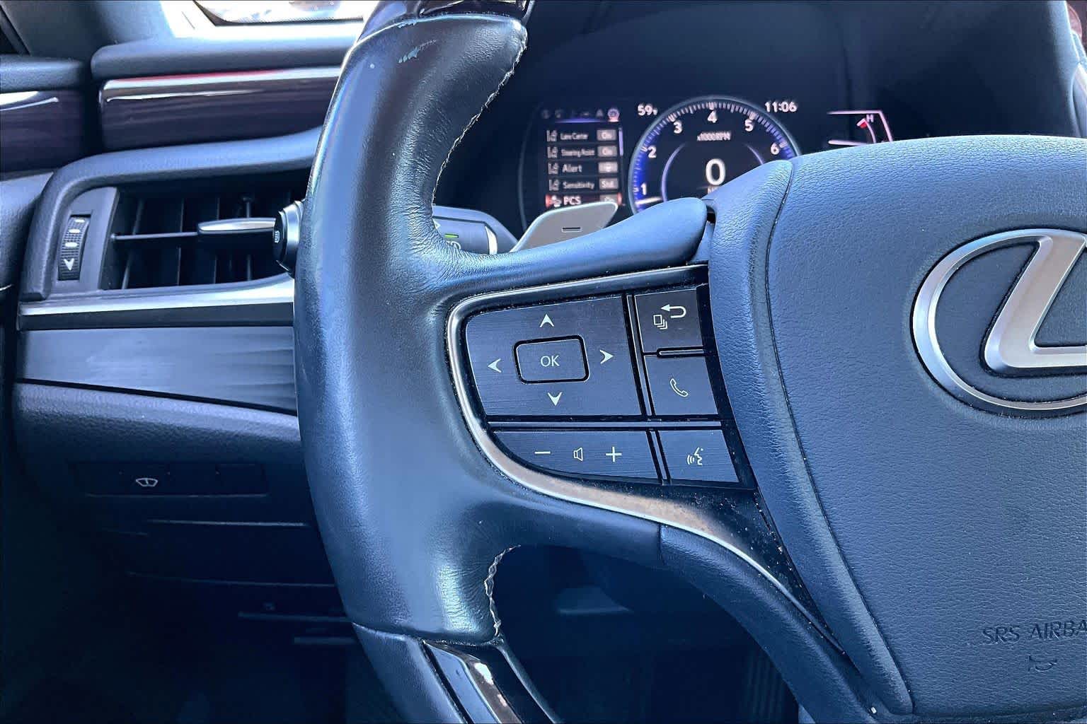 2019 Lexus ES Luxury  Silver Lining Metallic at Honda of Clear Lake