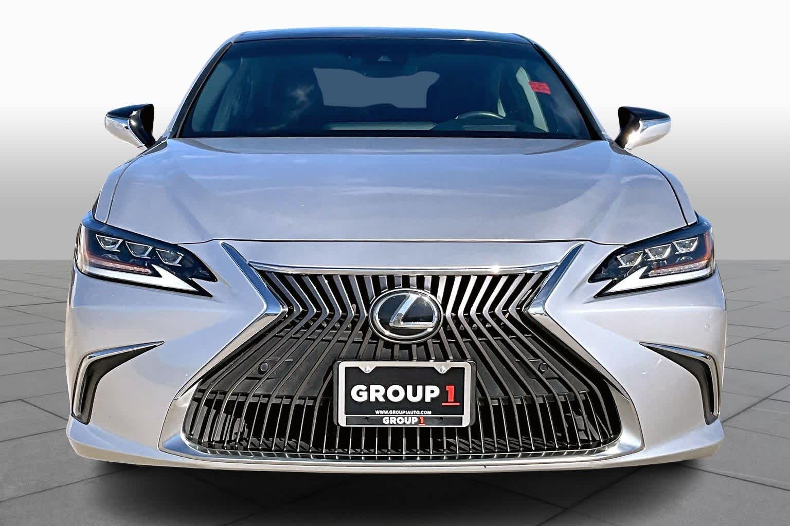 2019 Lexus ES Luxury  Silver Lining Metallic at Honda of Clear Lake