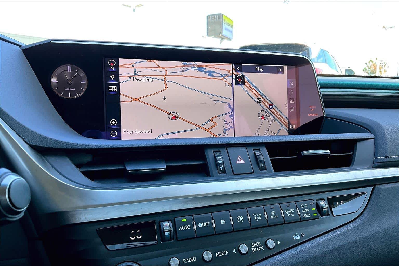 2019 Lexus ES Luxury  Silver Lining Metallic at Honda of Clear Lake