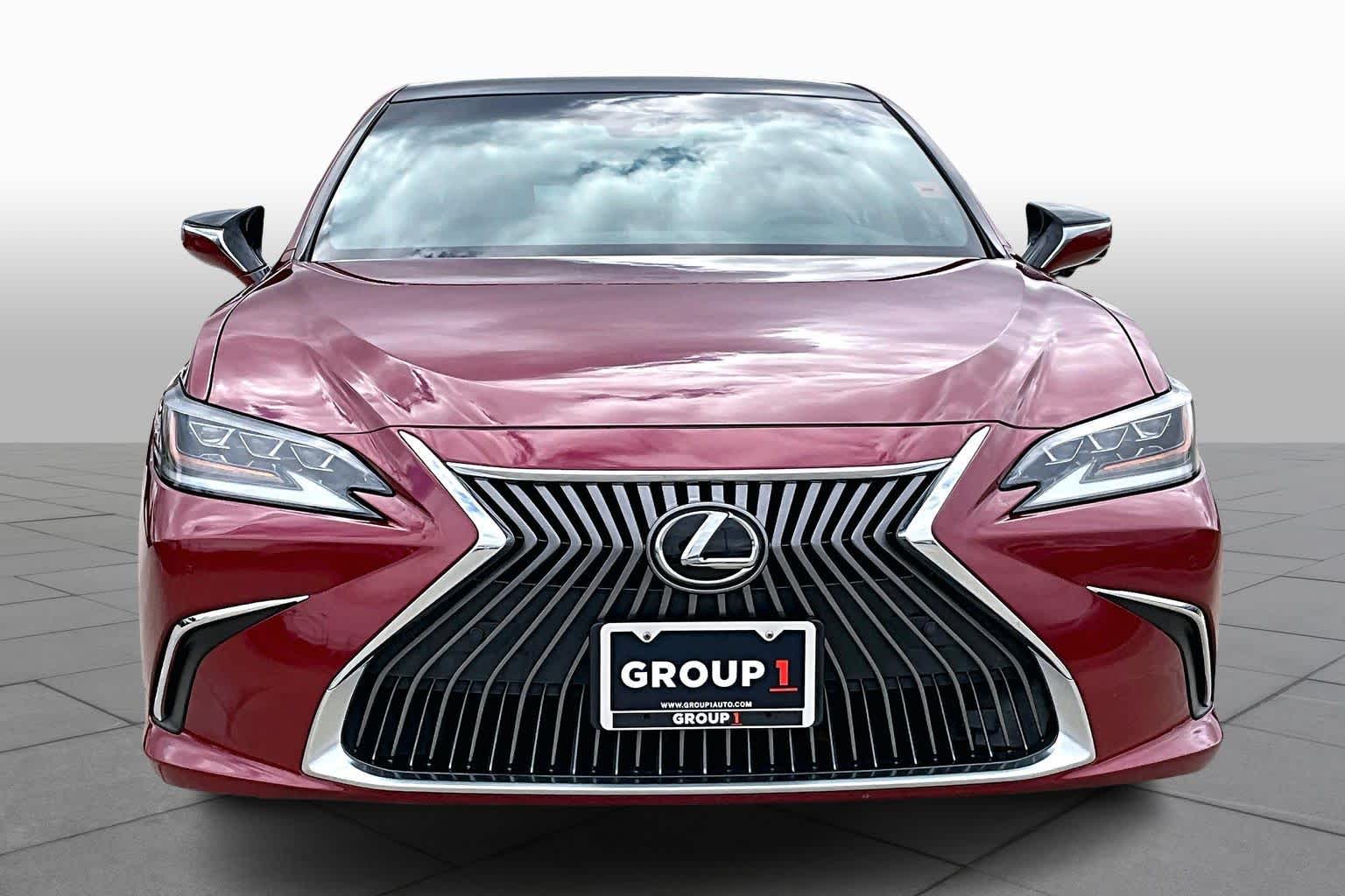 2019 Lexus ES Luxury  Matador Red Mica at Lexus Southwest Houston