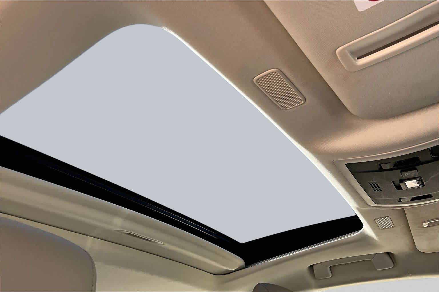 2019 Lexus ES 350  Eminent White Pearl at Lexus of Clear Lake