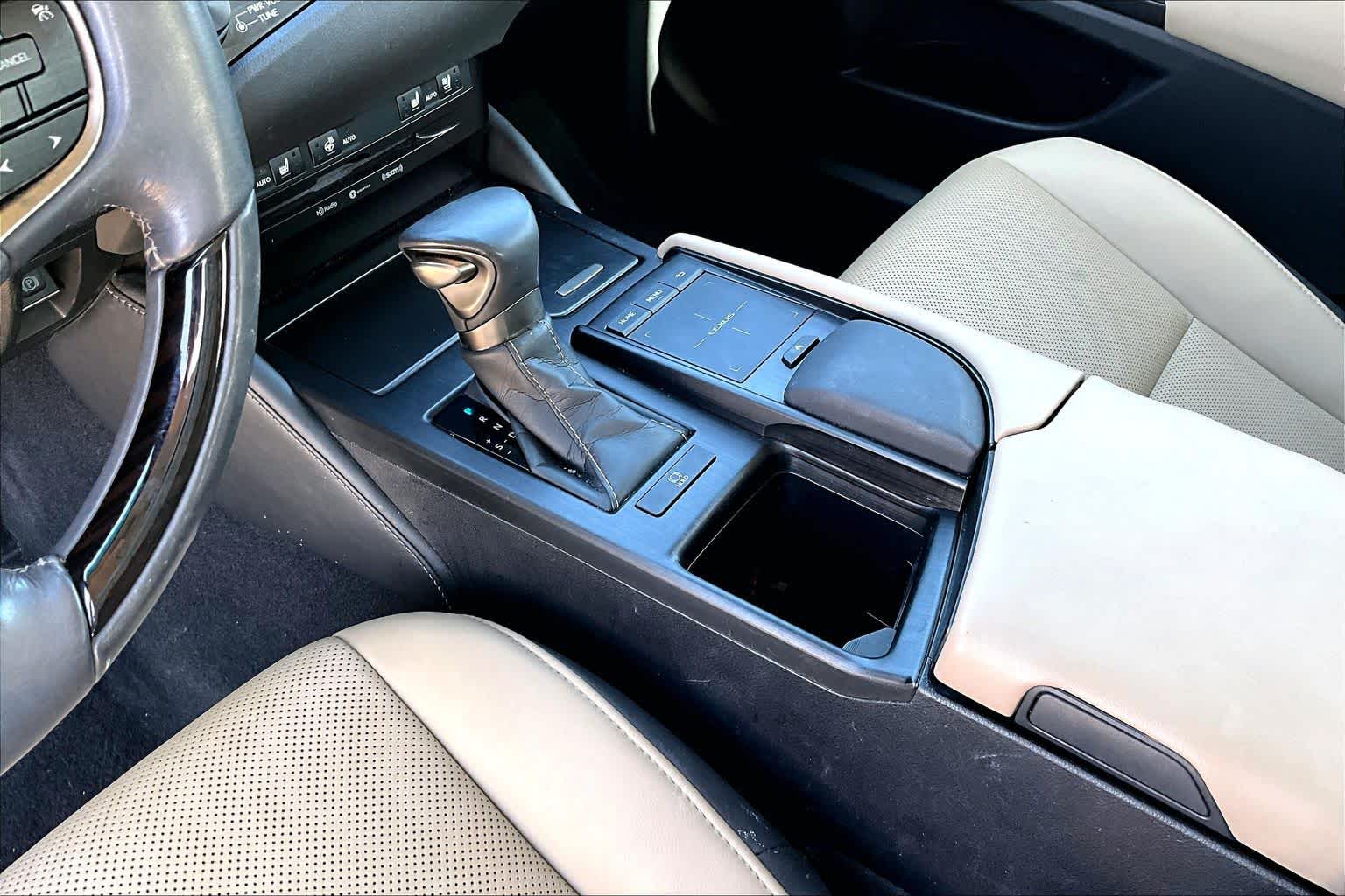 2019 Lexus ES 350  Eminent White Pearl at Lexus of Clear Lake