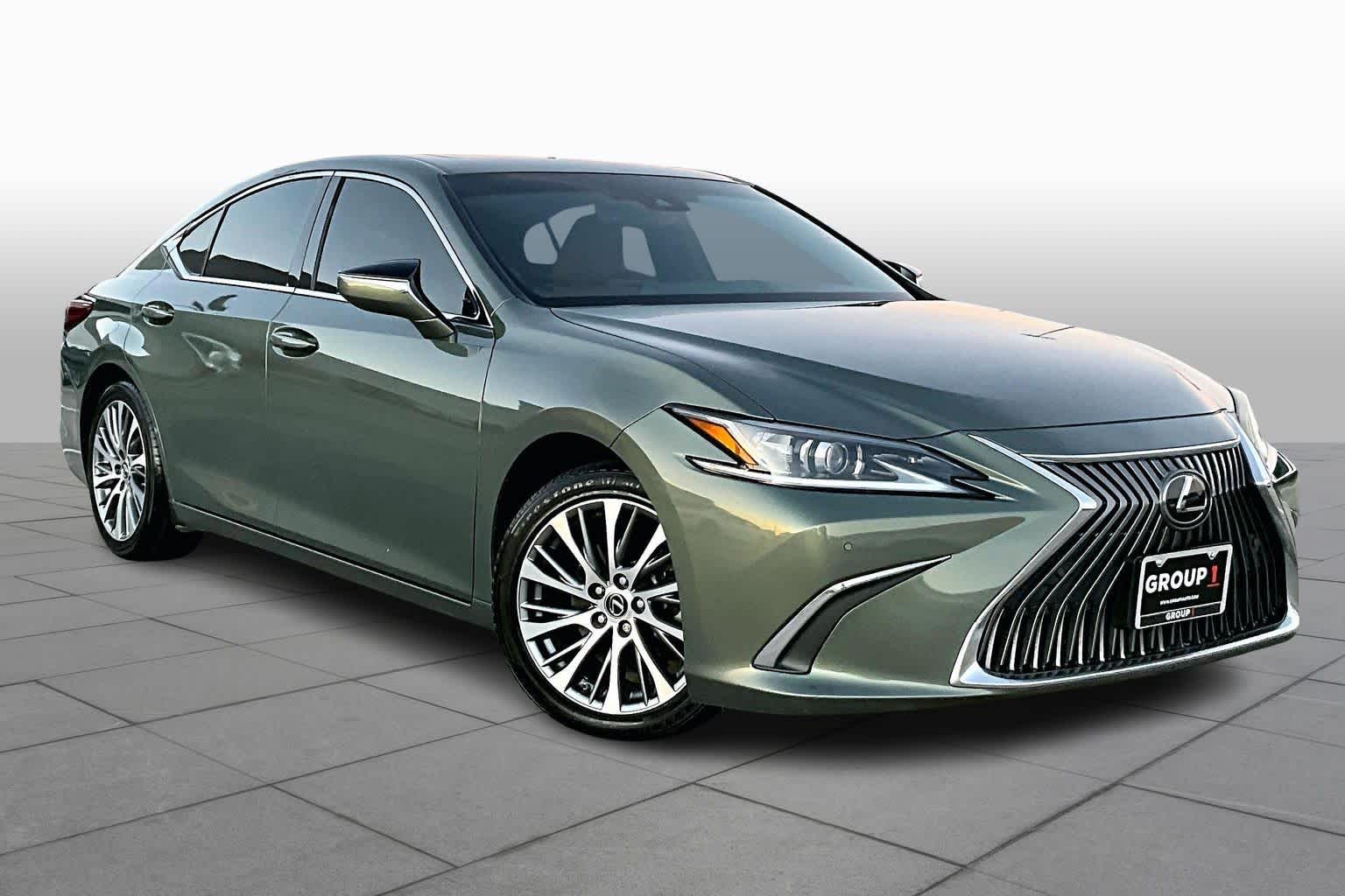 2019 Lexus ES  Sunlit Green at AutoNation USA Katy
