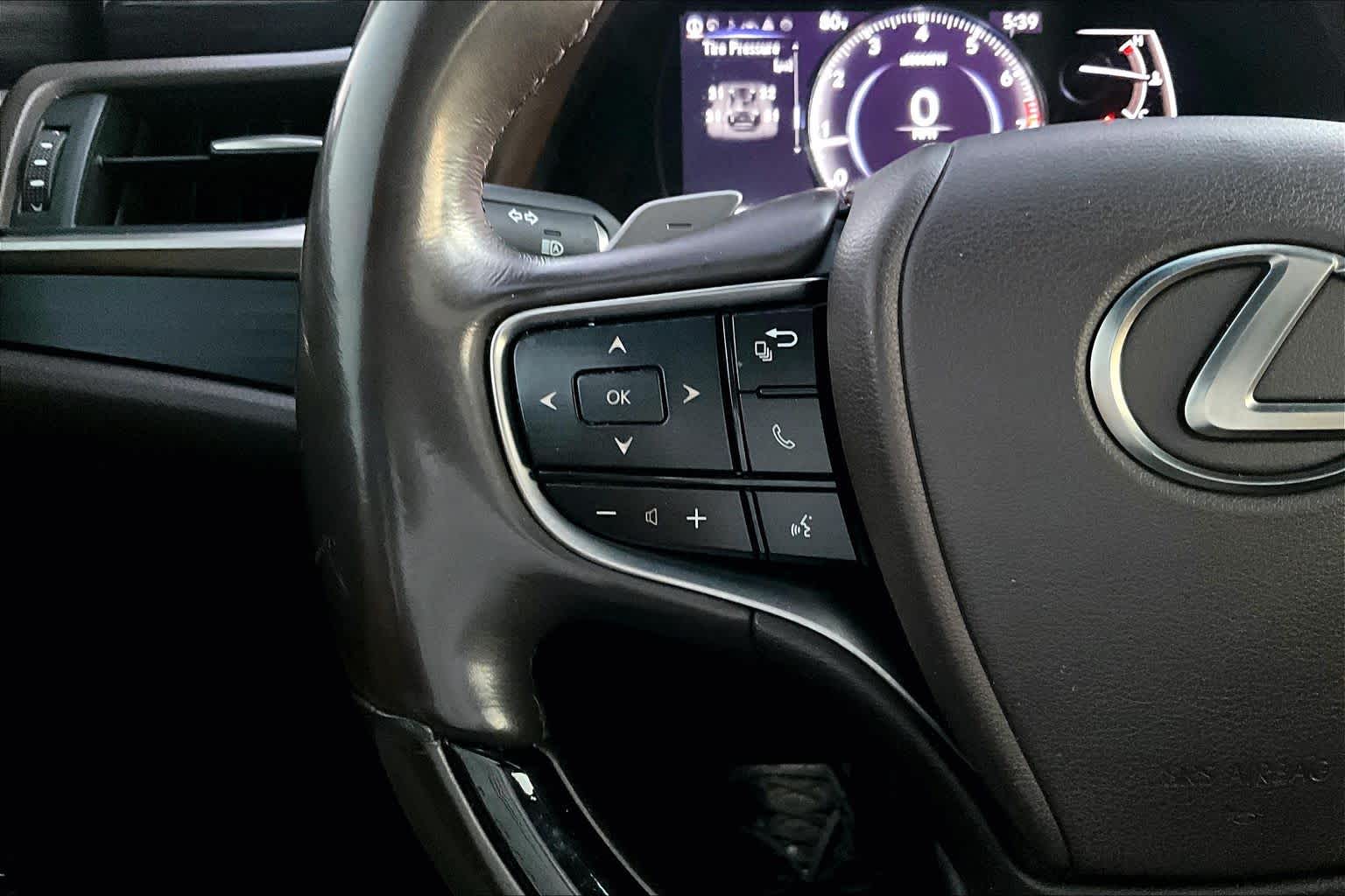 2019 Lexus ES  Sunlit Green at AutoNation USA Katy