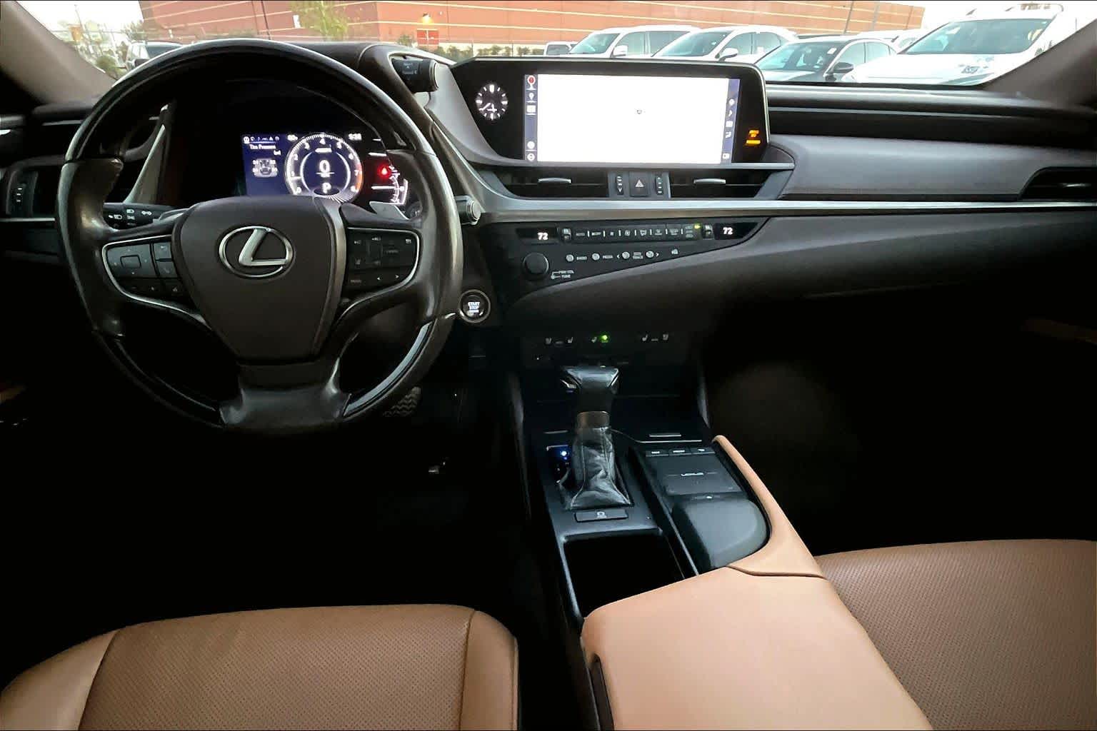 2019 Lexus ES  Sunlit Green at AutoNation USA Katy