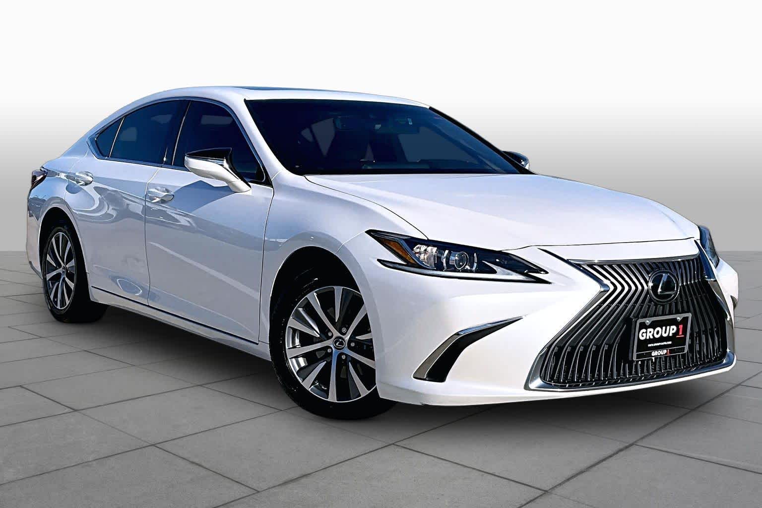 2020 Lexus ES 350 photo 3 of 35