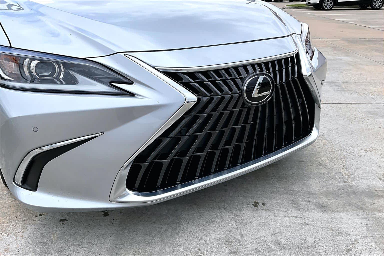 2025 Lexus ES 300h  Iridium at Lexus of Clear Lake
