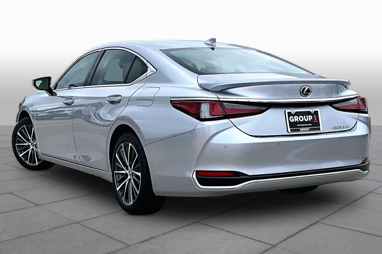 2025 Lexus ES 300h  Iridium at Lexus of Clear Lake
