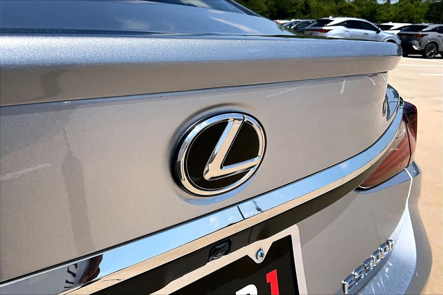 2025 Lexus ES 300h  Iridium at Lexus of Clear Lake