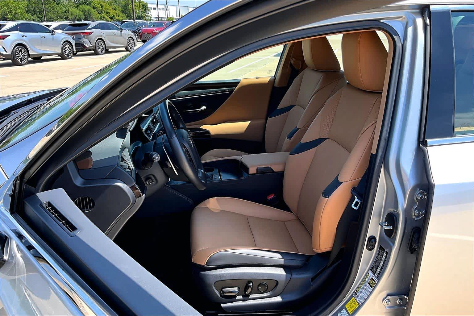 2025 Lexus ES 300h  Iridium at Lexus of Clear Lake