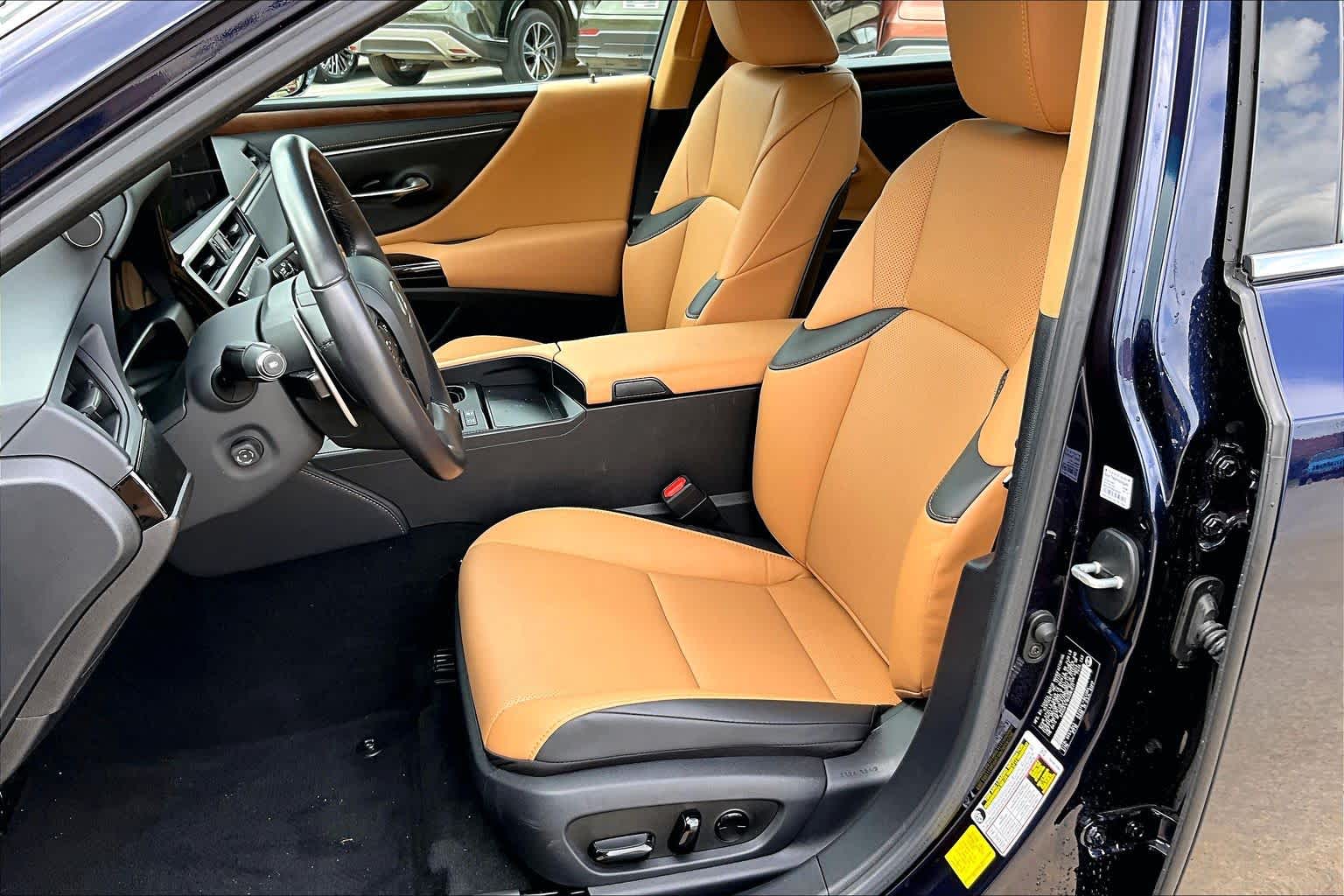 2025 Lexus ES 300h - 7